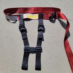 CARES Kids fly safe airplane restraint